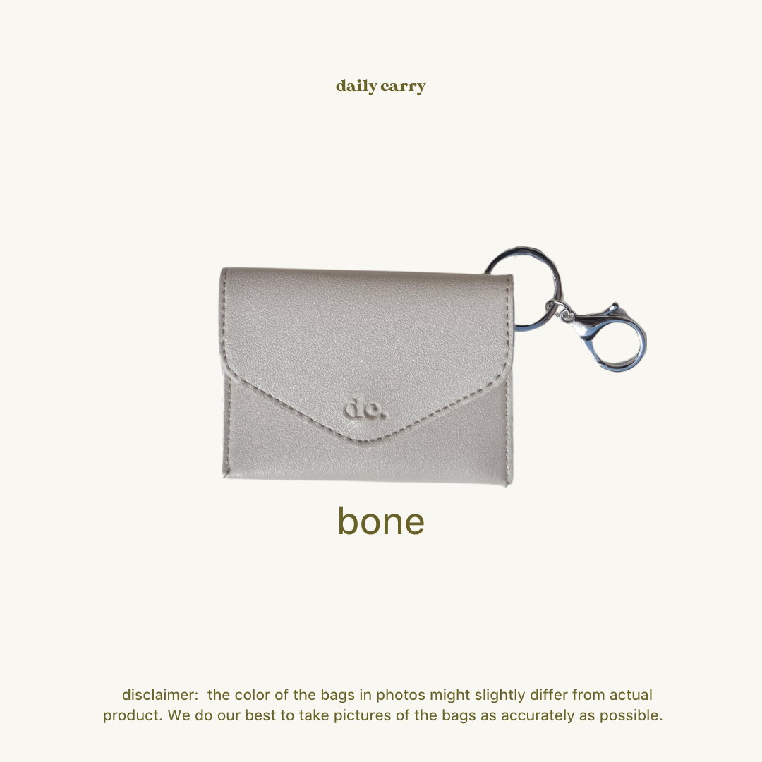 Ińes Card and Coin Purse with Key Ring and Hook