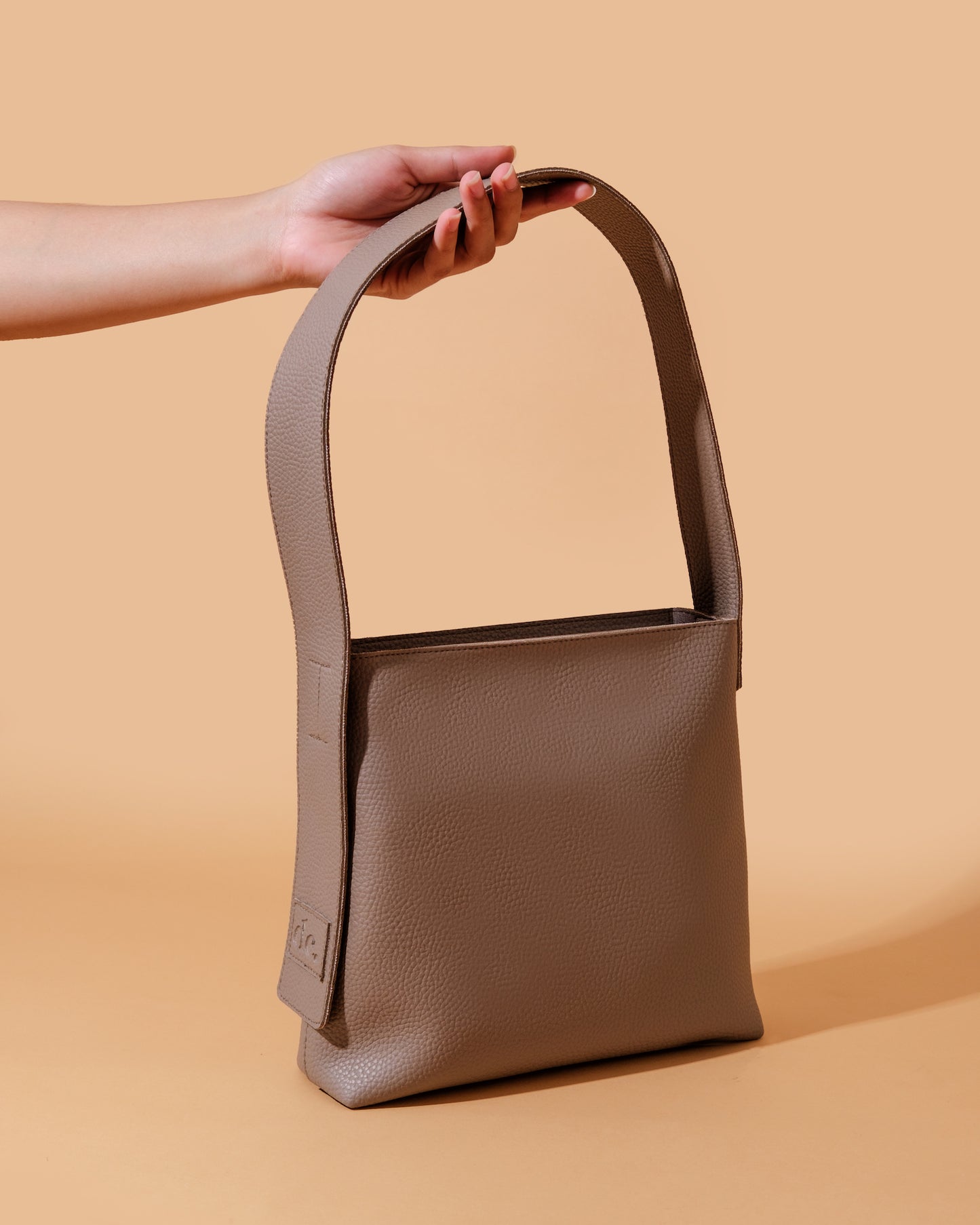 Mariella Shoulder Bag